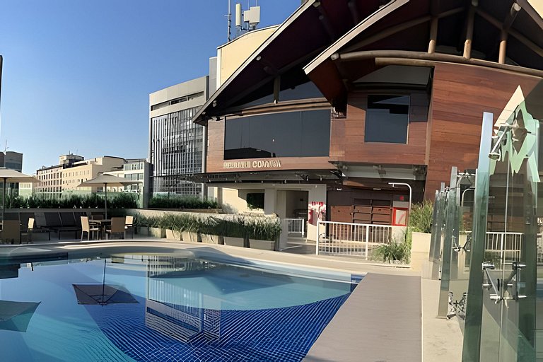 Lindo apartamento completo + piscina com vista