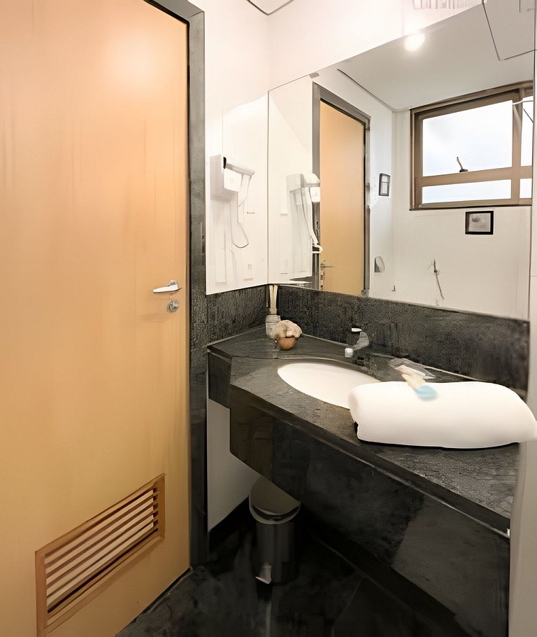 Melhor Novo Preço-Studio Central Luxo+Piscina+WiFi