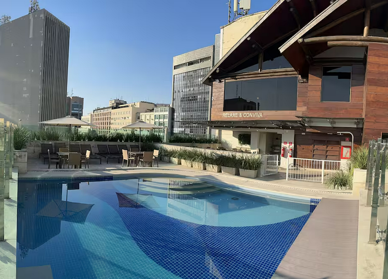 Studio Novo-Sem taxa de limpeza+piscina+Wifi