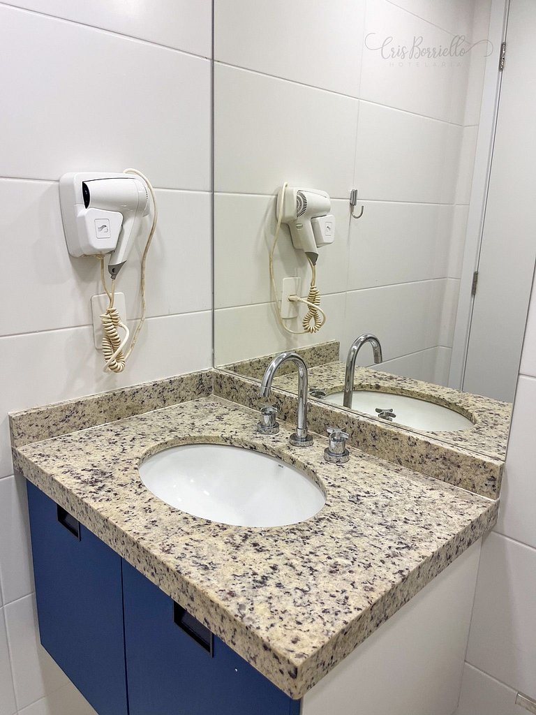 Taxa Inclusa-Studio Varanda+Piscina Aquecida+WIFI