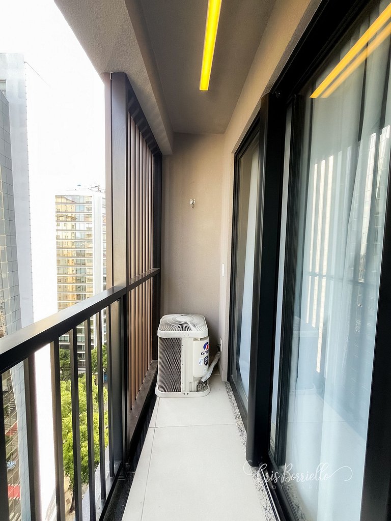 Skylux Super Studio Imponente Piscina Aquecida WIFI