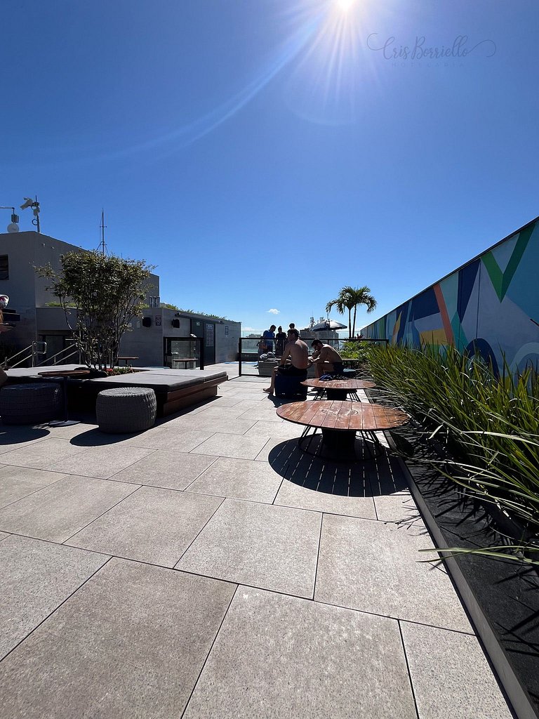 Skylux Super Studio Imponente Piscina Aquecida WIFI