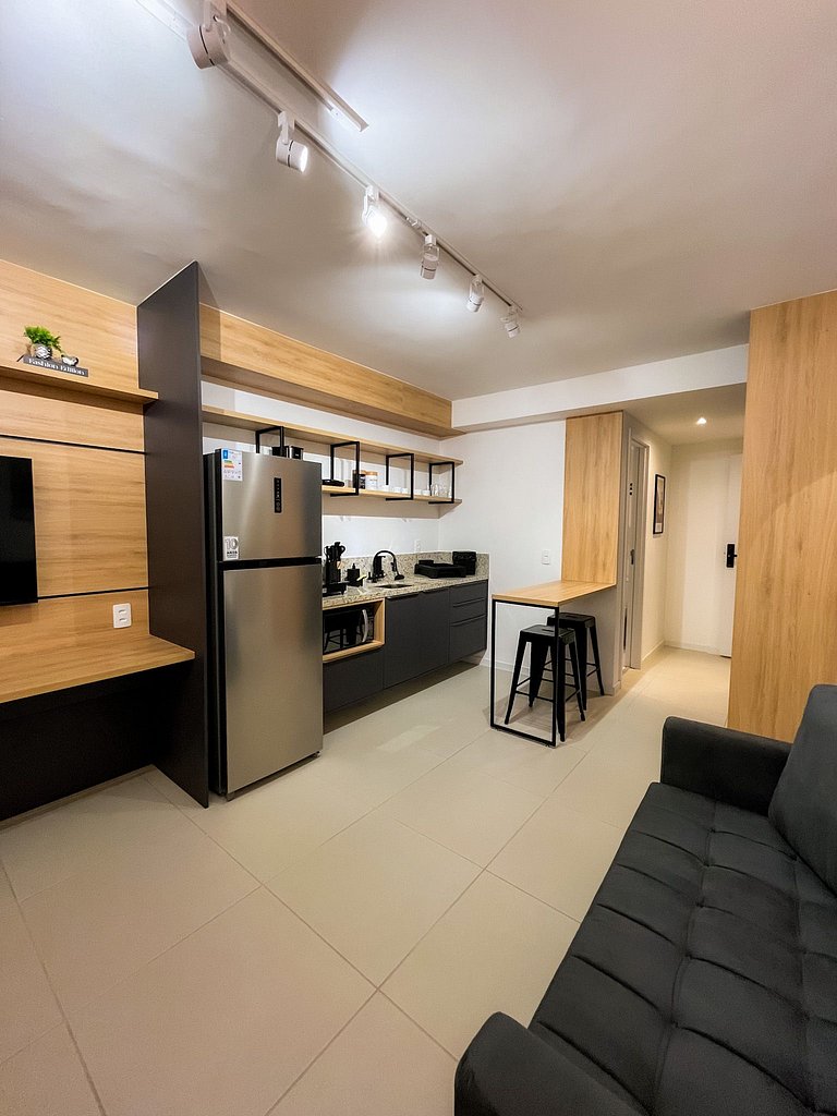 Apto Stúdio Super Moderno e Bem Localizado