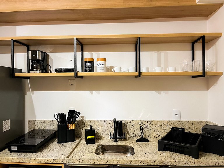 Apto Stúdio Super Moderno e Bem Localizado