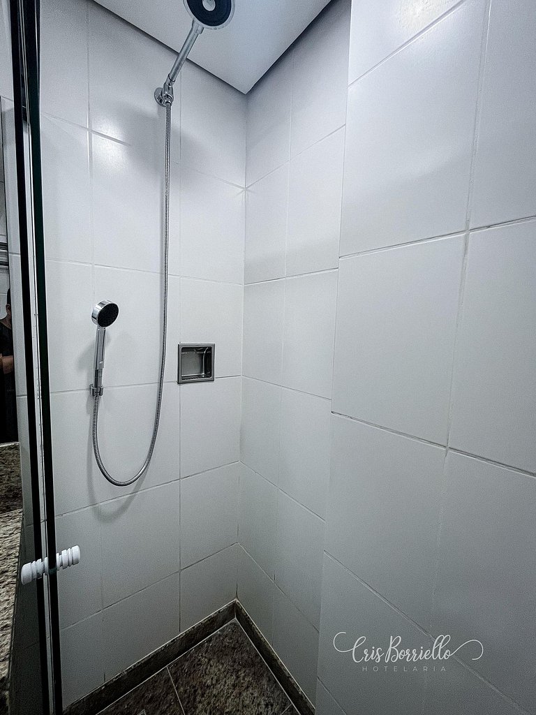 Studio Novíssimo+piscina e serviços-6x sem juros