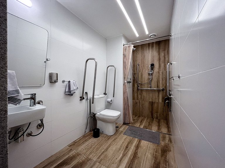 Studio novíssimo no centro c/ piscina aquecida