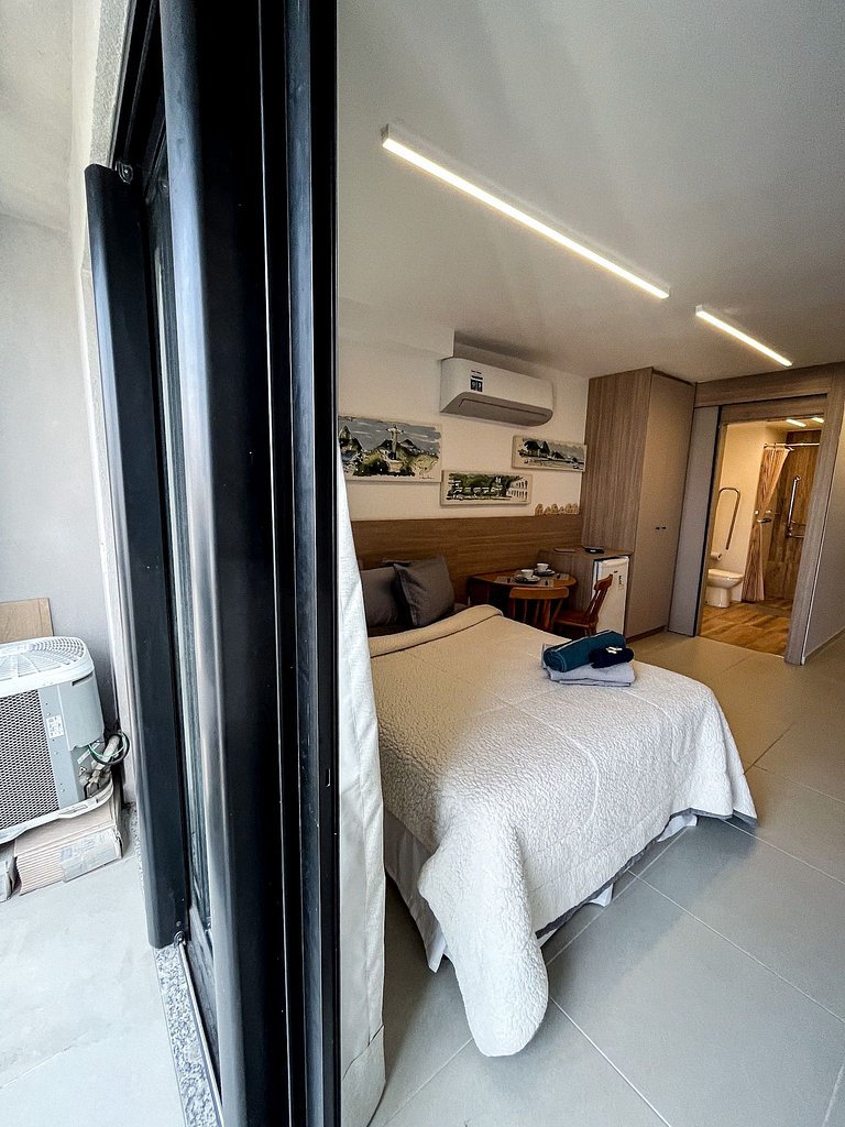 Studio novíssimo no centro c/ piscina aquecida