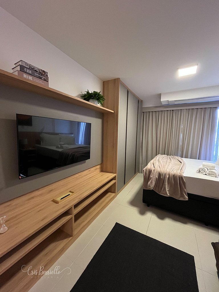 Studio com piscina aquecida em 6 x sem juros