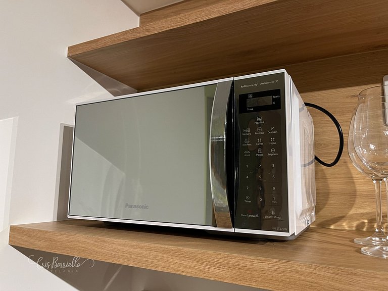 Studio com piscina aquecida em 6 x sem juros