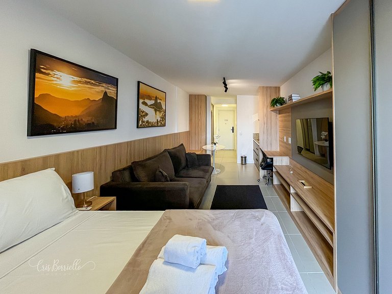 Studio com piscina aquecida em 6 x sem juros