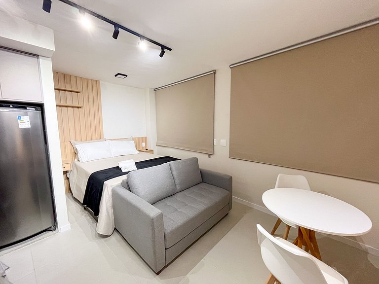 Studio c/ Piscina Aquecida em 6x Sem Juros