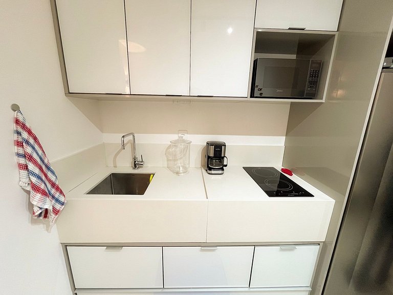 Estudio novíssimo + piscina panorâmica!