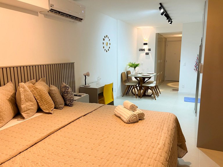 Estudio novíssimo + piscina panorâmica!