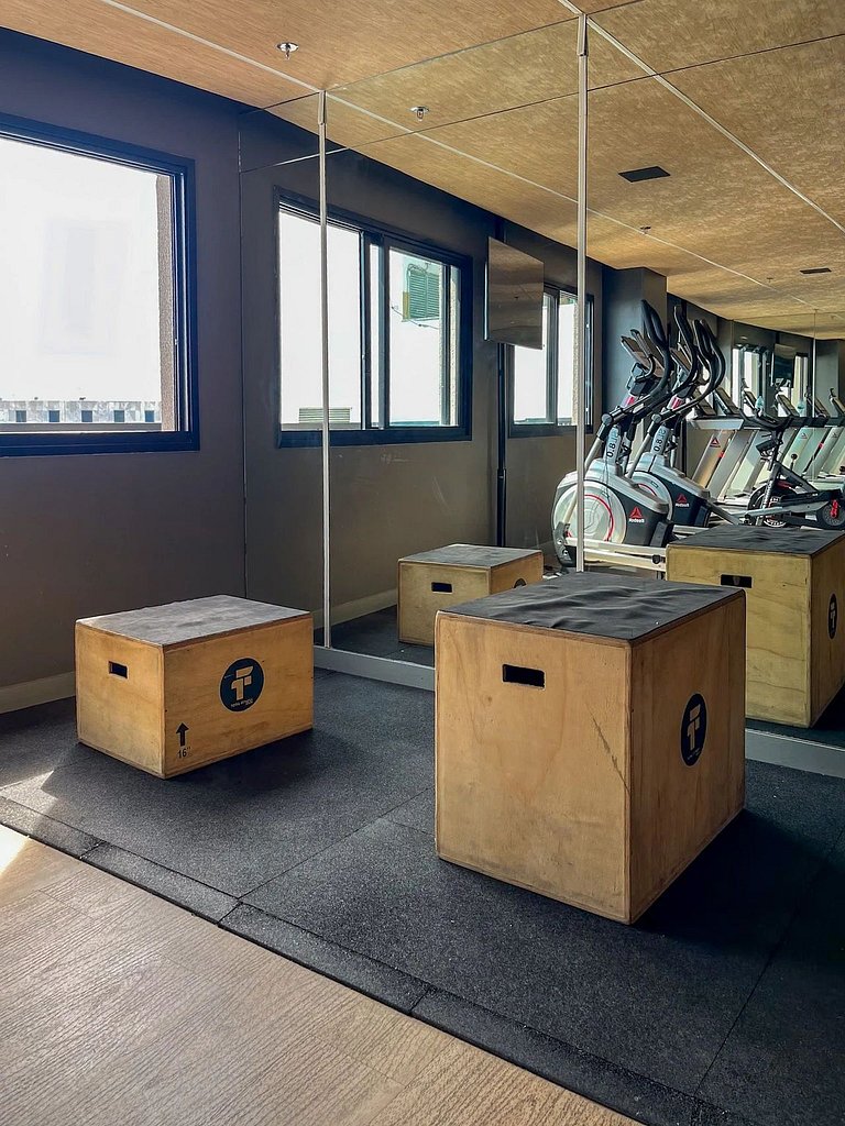 Estudio novíssimo + piscina panorâmica!