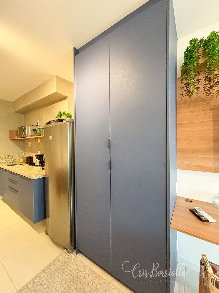 Estudio amplo com piscina aquecida e vista